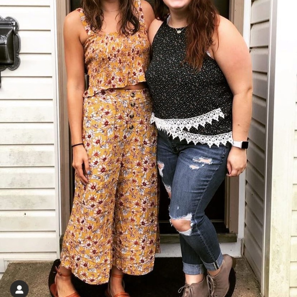 Two piece American Eagle set